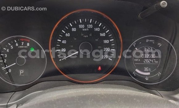 Buy Import Honda C White Bike in Import - Dubai in Hhohho Buy Import Honda C White Bike in Import - Dubai in Hhohho