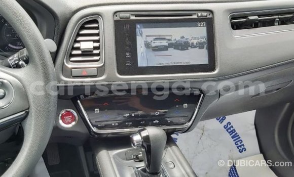 Buy Import Honda C White Bike in Import - Dubai in Hhohho Buy Import Honda C White Bike in Import - Dubai in Hhohho