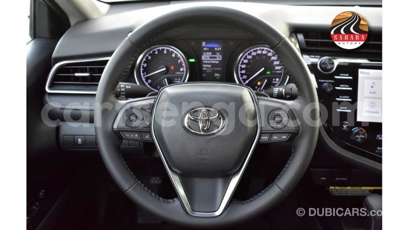 Big with watermark toyota camry hhohho import dubai 17103