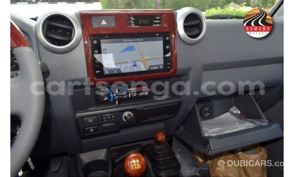 Buy Import Toyota Land Cruiser Red Car in Import - Dubai in Hhohho Buy Import Toyota Land Cruiser Red Car in Import - Dubai in Hhohho