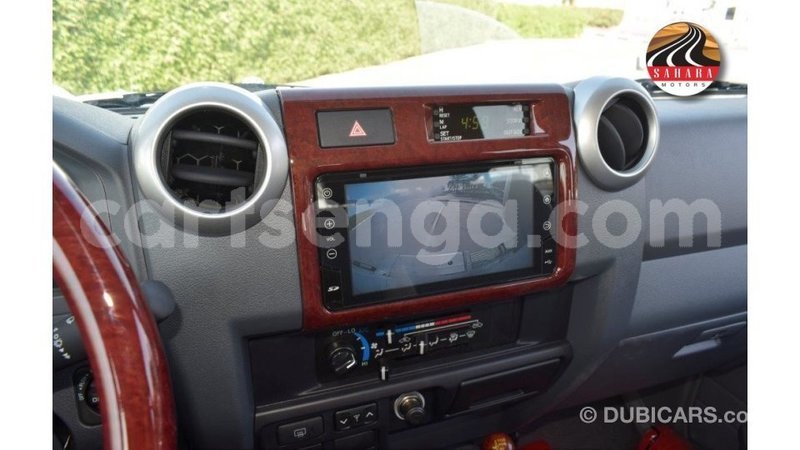 Big with watermark toyota land cruiser hhohho import dubai 17105