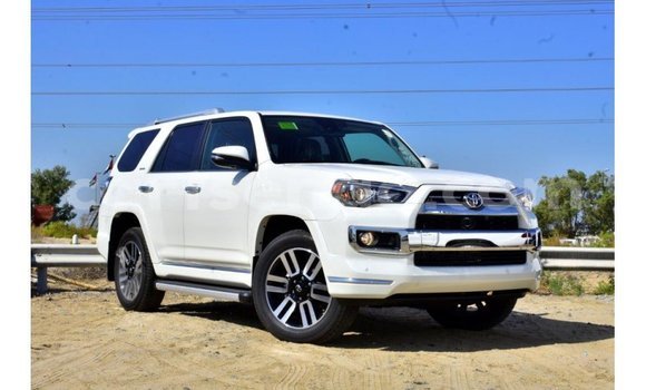 Buy Import Toyota 4Runner White Car in Import - Dubai in Hhohho Buy Import Toyota 4Runner White Car in Import - Dubai in Hhohho