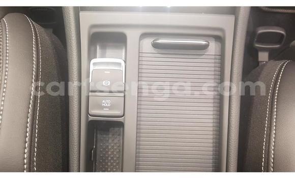 Nunua Ilio tumika Volkswagen Golf R Black Gari ndani ya Mbabane nchini Manzini Nunua Ilio tumika Volkswagen Golf R Black Gari ndani ya Mbabane nchini Manzini