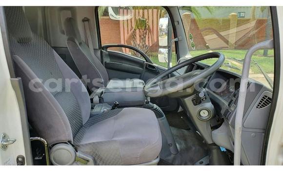 Nunua Ilio tumika Isuzu FTR 850 White Lori ndani ya Ezulwini nchini Hhohho Nunua Ilio tumika Isuzu FTR 850 White Lori ndani ya Ezulwini nchini Hhohho