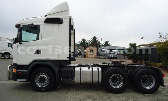 Nunua Ilio tumika Scania R420 White Lori ndani ya Ezulwini nchini Hhohho Nunua Ilio tumika Scania R420 White Lori ndani ya Ezulwini nchini Hhohho
