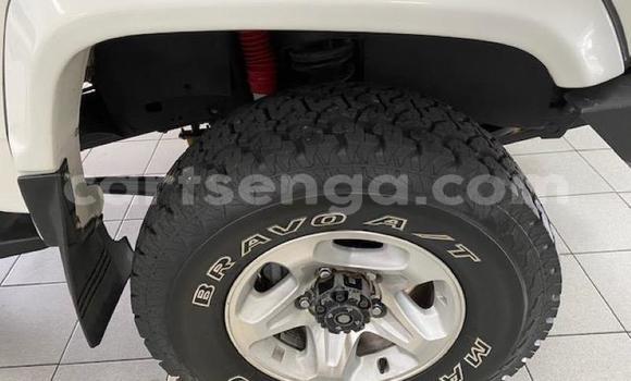 Nunua Ilio tumika Toyota Land Cruiser White Gari ndani ya Bulembu nchini Hhohho Nunua Ilio tumika Toyota Land Cruiser White Gari ndani ya Bulembu nchini Hhohho