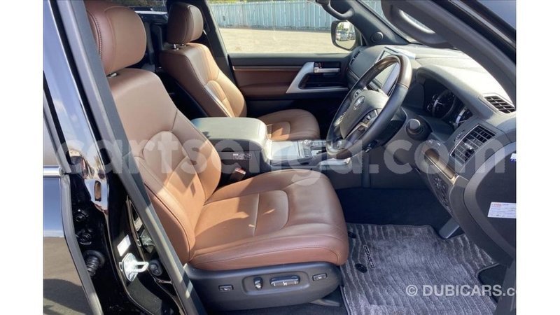 Big with watermark toyota land cruiser hhohho import dubai 17119