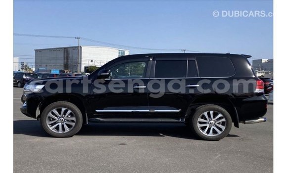 Acheter Import Voiture Toyota Land Cruiser Noir à Import - Dubai, Hhohho Acheter Import Voiture Toyota Land Cruiser Noir à Import - Dubai, Hhohho