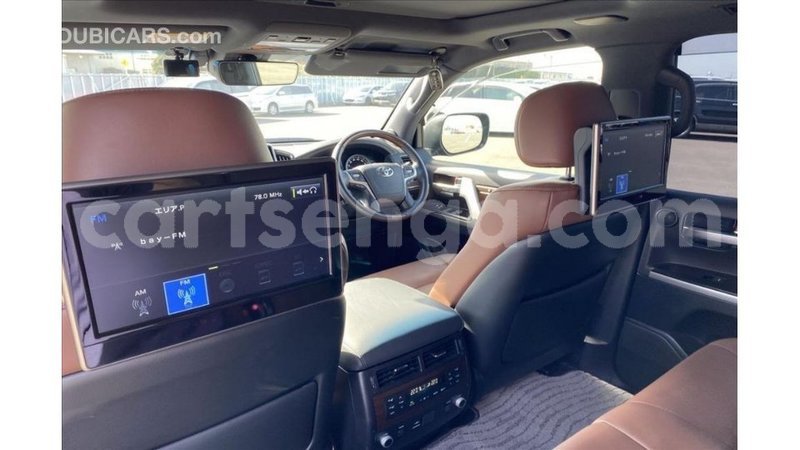 Big with watermark toyota land cruiser hhohho import dubai 17119