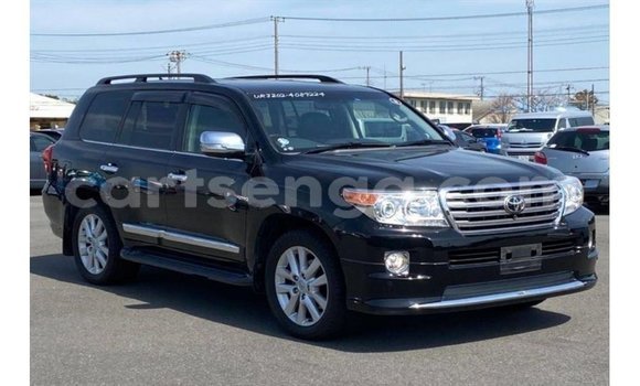Nunua Imported Toyota Land Cruiser Black Gari ndani ya Import - Dubai nchini Hhohho Nunua Imported Toyota Land Cruiser Black Gari ndani ya Import - Dubai nchini Hhohho