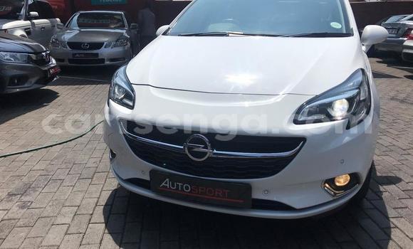 Nunua Ilio tumika Opel Corsa White Gari ndani ya Mbabane nchini Manzini Nunua Ilio tumika Opel Corsa White Gari ndani ya Mbabane nchini Manzini