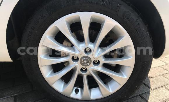 Nunua Ilio tumika Opel Corsa White Gari ndani ya Mbabane nchini Manzini Nunua Ilio tumika Opel Corsa White Gari ndani ya Mbabane nchini Manzini