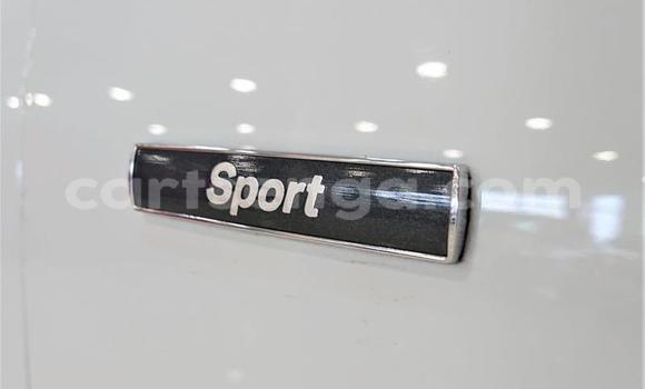 Nunua Ilio tumika BMW 1–Series White Gari ndani ya Mbabane nchini Manzini Nunua Ilio tumika BMW 1–Series White Gari ndani ya Mbabane nchini Manzini