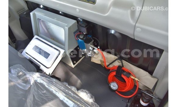 Buy Import Toyota Land Cruiser Other Car in Import - Dubai in Hhohho Buy Import Toyota Land Cruiser Other Car in Import - Dubai in Hhohho