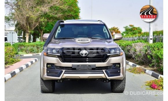Buy Import Toyota Land Cruiser Other Car in Import - Dubai in Hhohho Buy Import Toyota Land Cruiser Other Car in Import - Dubai in Hhohho