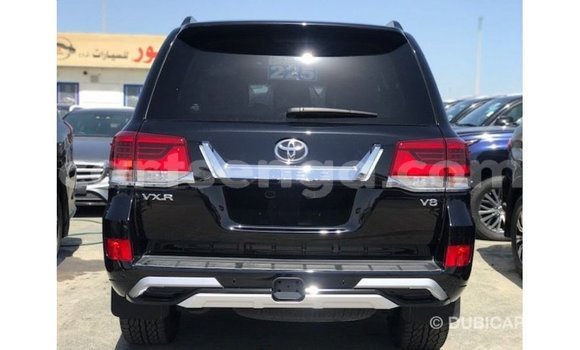 Acheter Import Voiture Toyota Land Cruiser Noir à Import - Dubai, Hhohho Acheter Import Voiture Toyota Land Cruiser Noir à Import - Dubai, Hhohho