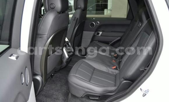 Acheter Occasion Voiture Land Rover Range Rover Sport Blanc à Mbabane, Manzini Acheter Occasion Voiture Land Rover Range Rover Sport Blanc à Mbabane, Manzini