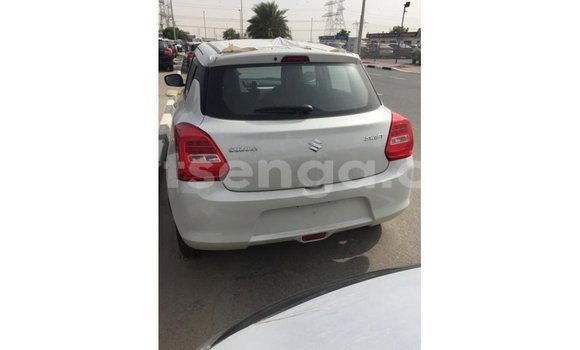 Nunua Imported Suzuki Swift White Gari ndani ya Import - Dubai nchini Hhohho Nunua Imported Suzuki Swift White Gari ndani ya Import - Dubai nchini Hhohho