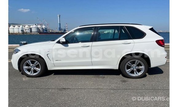 Acheter Import Voiture BMW X5 Blanc à Import - Dubai, Hhohho Acheter Import Voiture BMW X5 Blanc à Import - Dubai, Hhohho
