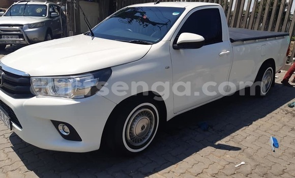 Buy Used Toyota Hilux White Car in Big Bend in Lubombo Buy Used Toyota Hilux White Car in Big Bend in Lubombo