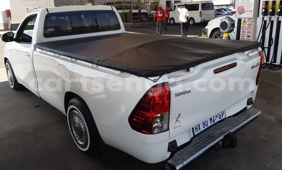 Buy Used Toyota Hilux White Car in Big Bend in Lubombo Buy Used Toyota Hilux White Car in Big Bend in Lubombo