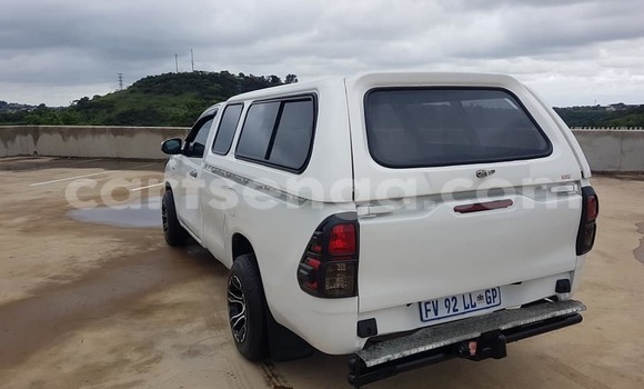 Buy Used Toyota Hilux White Car in Big Bend in Lubombo District Buy Used Toyota Hilux White Car in Big Bend in Lubombo District