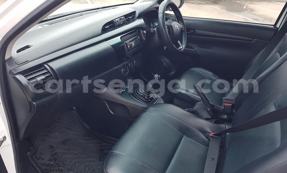 Buy Used Toyota Hilux White Car in Big Bend in Lubombo District Buy Used Toyota Hilux White Car in Big Bend in Lubombo District