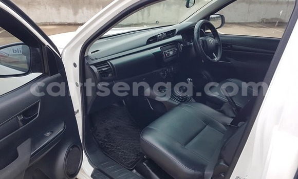 Buy Used Toyota Hilux White Car in Big Bend in Lubombo District Buy Used Toyota Hilux White Car in Big Bend in Lubombo District