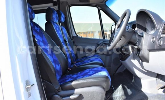 Buy Used Mercedes‒Benz Esprit White Car in Big Bend in Lubombo Buy Used Mercedes‒Benz Esprit White Car in Big Bend in Lubombo