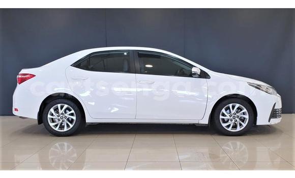 Acheter Occasion Voiture Toyota Corolla Blanc à Ezulwini, Hhohho Acheter Occasion Voiture Toyota Corolla Blanc à Ezulwini, Hhohho