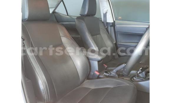 Acheter Occasion Voiture Toyota Corolla Blanc à Ezulwini, Hhohho Acheter Occasion Voiture Toyota Corolla Blanc à Ezulwini, Hhohho