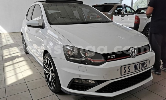 Buy Used Volkswagen Golf GTI White Car in Big Bend in Lubombo Buy Used Volkswagen Golf GTI White Car in Big Bend in Lubombo