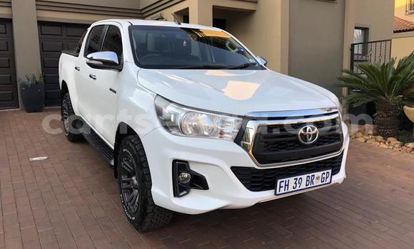 Buy Used Toyota Hilux White Car in Big Bend in Lubombo Buy Used Toyota Hilux White Car in Big Bend in Lubombo