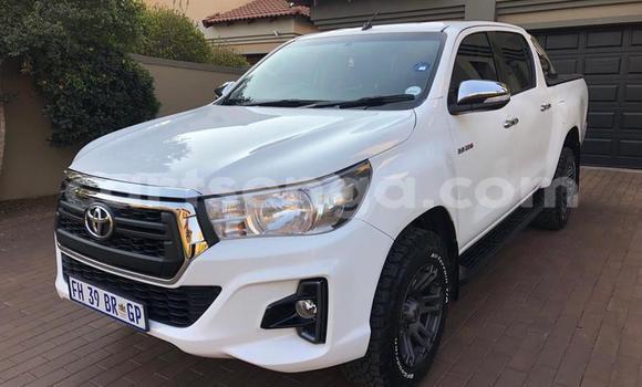 Buy Used Toyota Hilux White Car in Big Bend in Lubombo Buy Used Toyota Hilux White Car in Big Bend in Lubombo