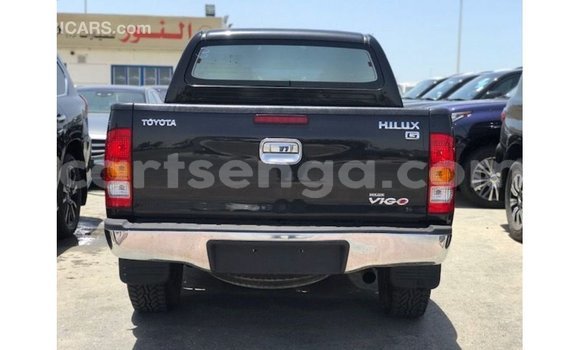 Acheter Import Voiture Toyota Hilux Noir à Import - Dubai, Hhohho Acheter Import Voiture Toyota Hilux Noir à Import - Dubai, Hhohho