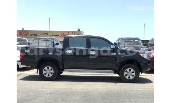 Acheter Import Voiture Toyota Hilux Noir à Import - Dubai, Hhohho Acheter Import Voiture Toyota Hilux Noir à Import - Dubai, Hhohho