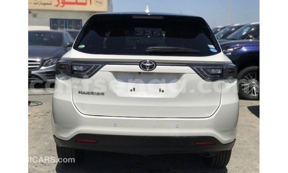 Nunua Imported Toyota Harrier White Gari ndani ya Import - Dubai nchini Hhohho Nunua Imported Toyota Harrier White Gari ndani ya Import - Dubai nchini Hhohho