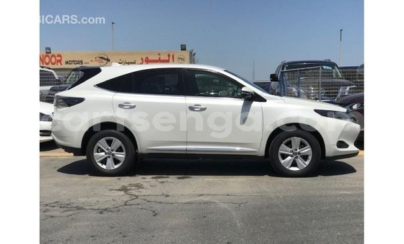 Nunua Imported Toyota Harrier White Gari ndani ya Import - Dubai nchini Hhohho Nunua Imported Toyota Harrier White Gari ndani ya Import - Dubai nchini Hhohho