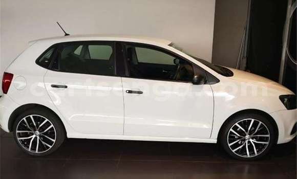 Buy Used Volkswagen Polo White Car in Bhunya in Manzini Buy Used Volkswagen Polo White Car in Bhunya in Manzini