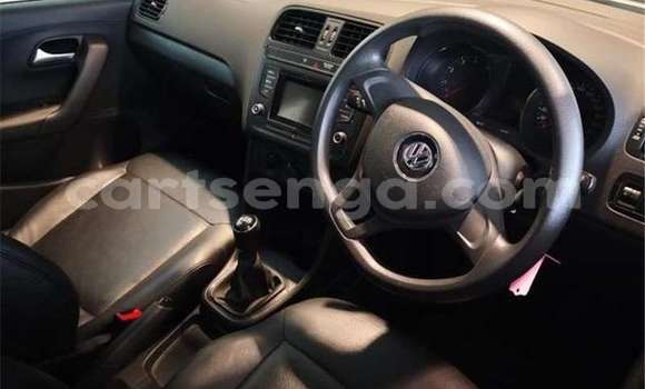 Buy Used Volkswagen Polo White Car in Bhunya in Manzini Buy Used Volkswagen Polo White Car in Bhunya in Manzini