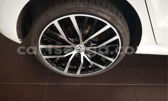 Buy Used Volkswagen Polo White Car in Bhunya in Manzini Buy Used Volkswagen Polo White Car in Bhunya in Manzini