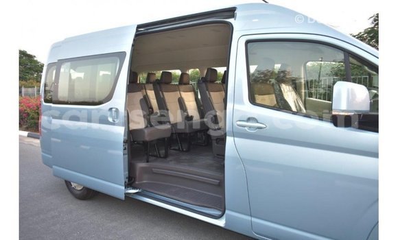 Buy Import Toyota Hiace Blue Car in Import - Dubai in Hhohho Buy Import Toyota Hiace Blue Car in Import - Dubai in Hhohho