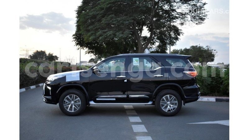 Big with watermark toyota fortuner hhohho import dubai 17188