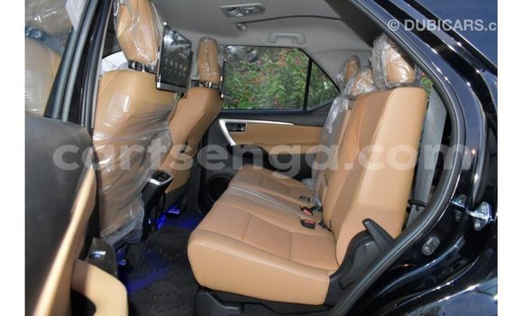 Buy Import Toyota Fortuner Black Car in Import - Dubai in Hhohho Buy Import Toyota Fortuner Black Car in Import - Dubai in Hhohho