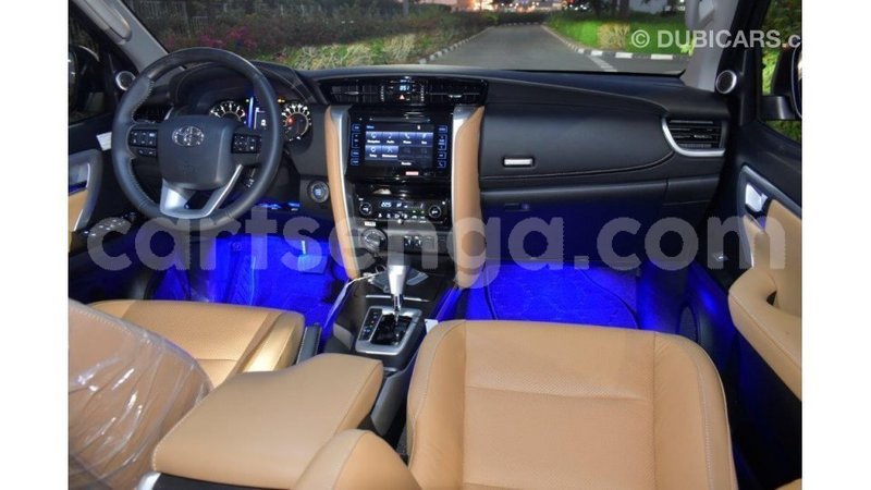 Big with watermark toyota fortuner hhohho import dubai 17188