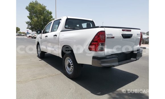 Acheter Import Voiture Toyota Hilux Blanc à Import - Dubai, Hhohho Acheter Import Voiture Toyota Hilux Blanc à Import - Dubai, Hhohho