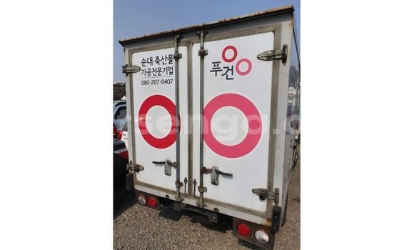 Buy Import Kia Rio White Car in Import - Dubai in Hhohho Buy Import Kia Rio White Car in Import - Dubai in Hhohho