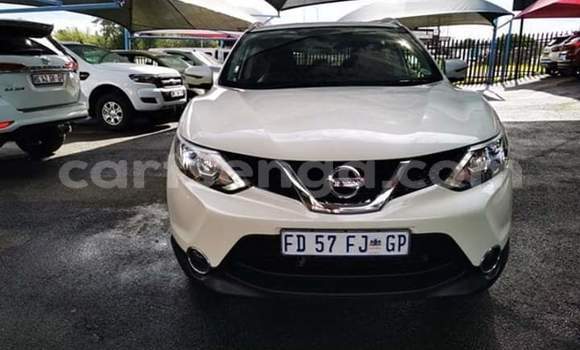 Acheter Occasion Voiture Nissan Qashqai Blanc à Mbabane, Manzini Acheter Occasion Voiture Nissan Qashqai Blanc à Mbabane, Manzini
