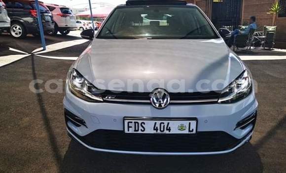 Acheter Occasion Voiture Volkswagen Golf R Blanc à Mbabane, Manzini Acheter Occasion Voiture Volkswagen Golf R Blanc à Mbabane, Manzini