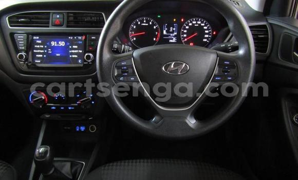 Acheter Occasion Voiture Hyundai i20 Beige à Ezulwini, Hhohho Acheter Occasion Voiture Hyundai i20 Beige à Ezulwini, Hhohho